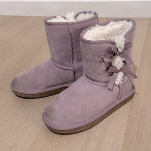 Girls boots